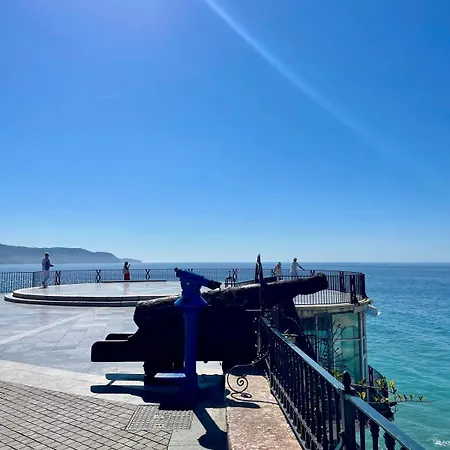 Apartment Encantador Cerca Del Balcon De Europa
